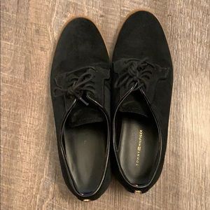 Tommy Hilfiger dress shoes